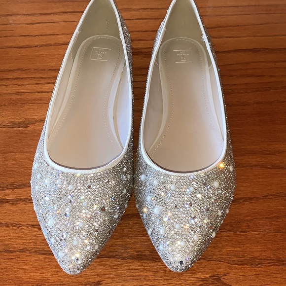 David's Bridal Shoes - David’s Bridal Crystal and Iridescent Stone Ballet Flats NWOT Sz 10